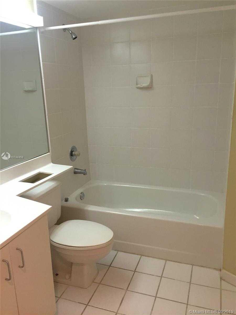Small Image of 3300 NORTH EAST 192ND ST #1809, Aventura Number 13