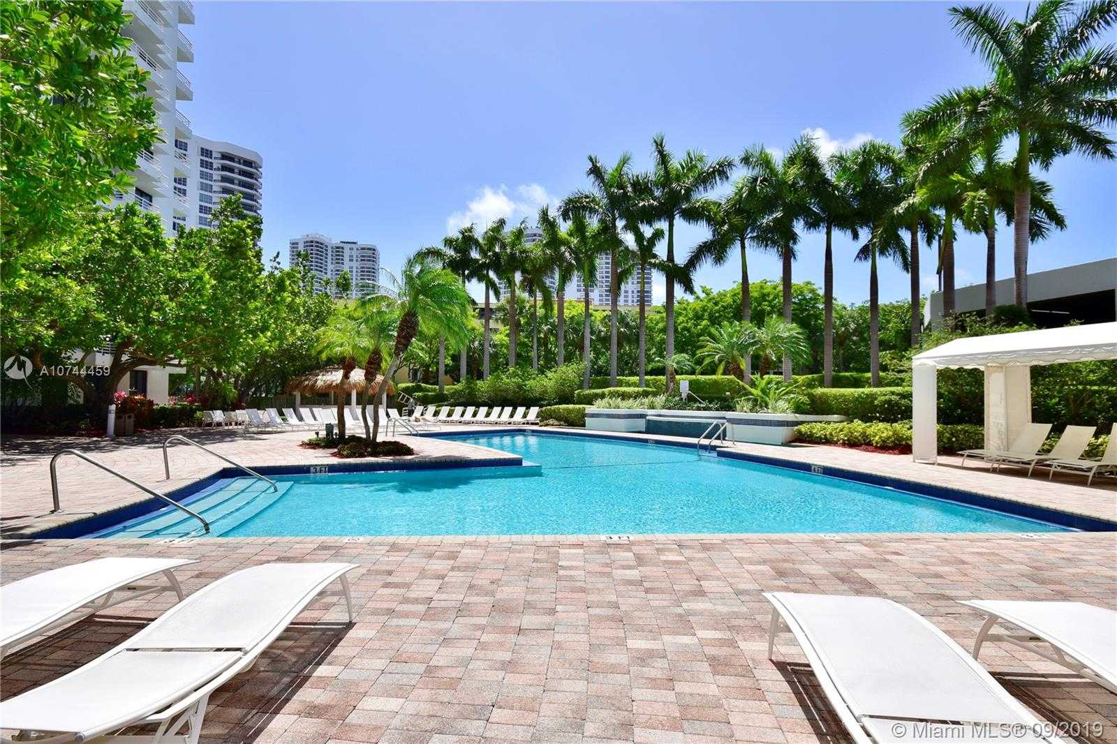 Small Image of 3300 NORTH EAST 192ND ST #1809, Aventura Number 7