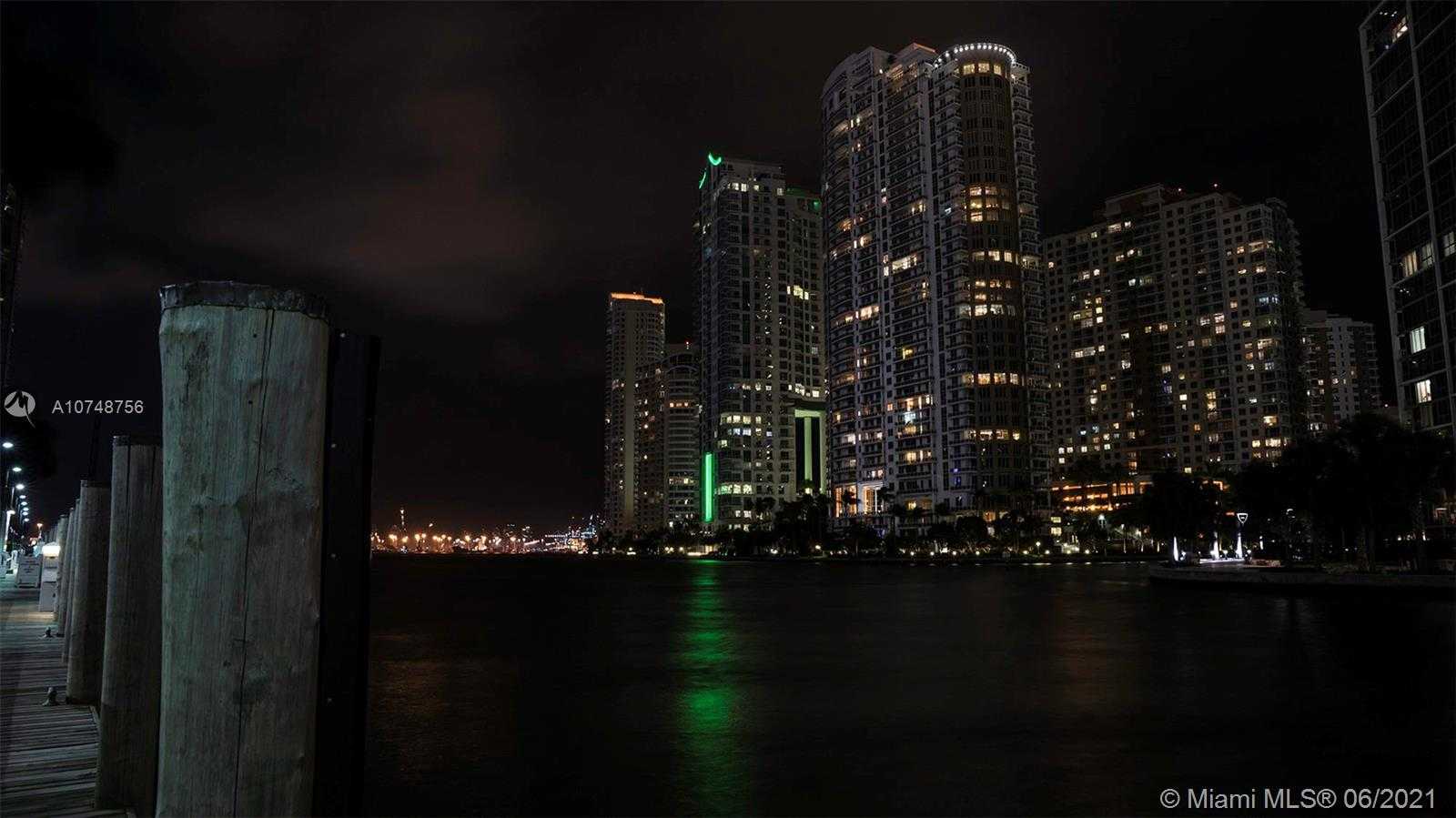 Small Image of 200 BISCAYNE BOULEVARD WAY #3312, Miami Number 16