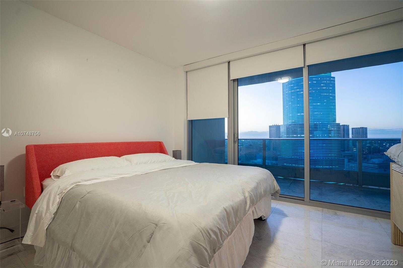Small Image of 200 BISCAYNE BOULEVARD WAY #3312, Miami Number 6