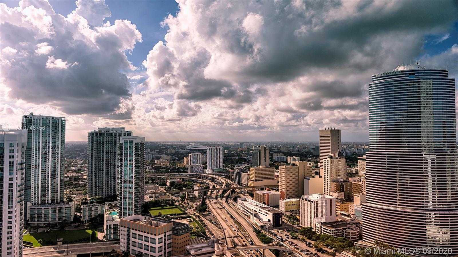 Small Image of 200 BISCAYNE BOULEVARD WAY #3312, Miami Number 7