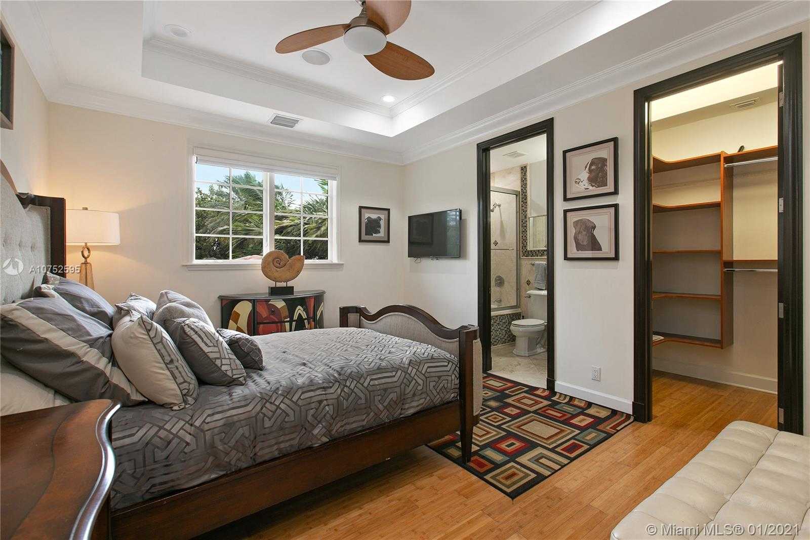 Small Image of 170 OCEAN BLVD, Golden Beach Number 12