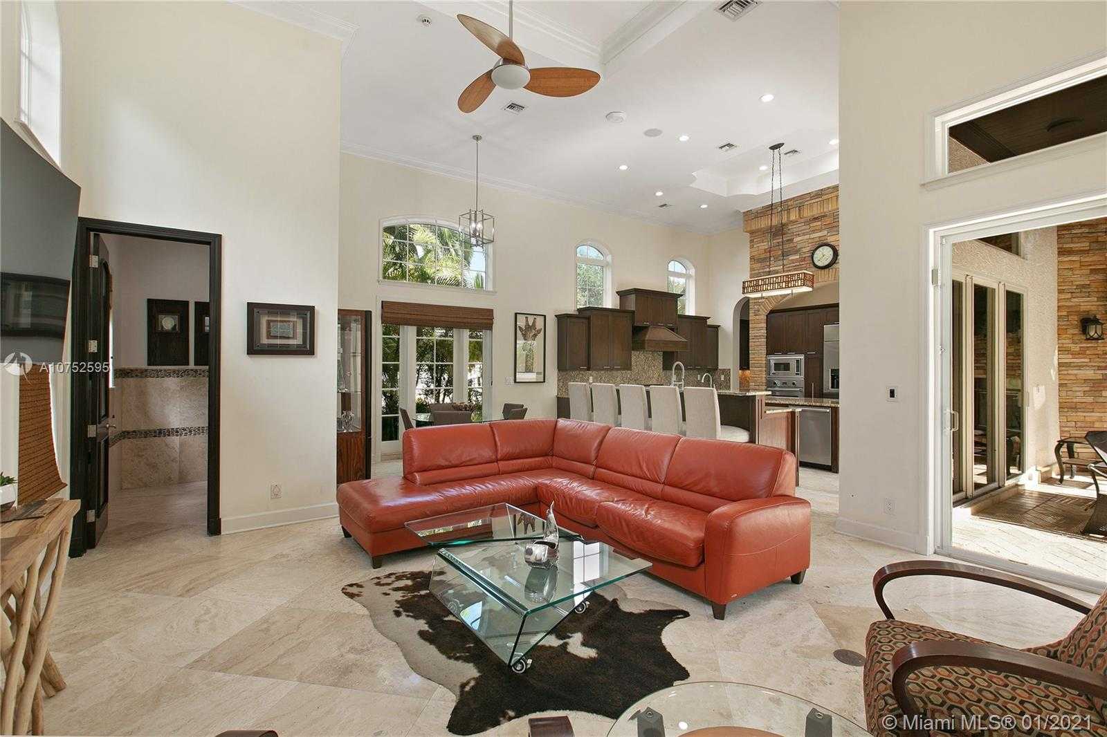 Small Image of 170 OCEAN BLVD, Golden Beach Number 13