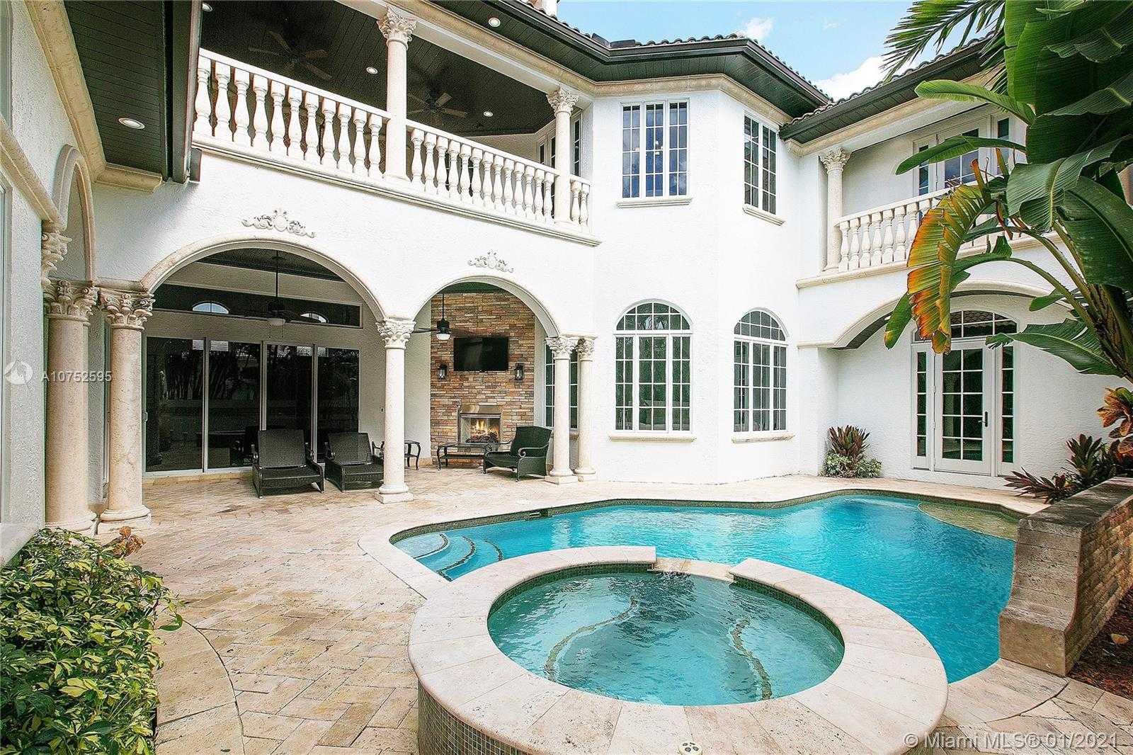 Small Image of 170 OCEAN BLVD, Golden Beach Number 6