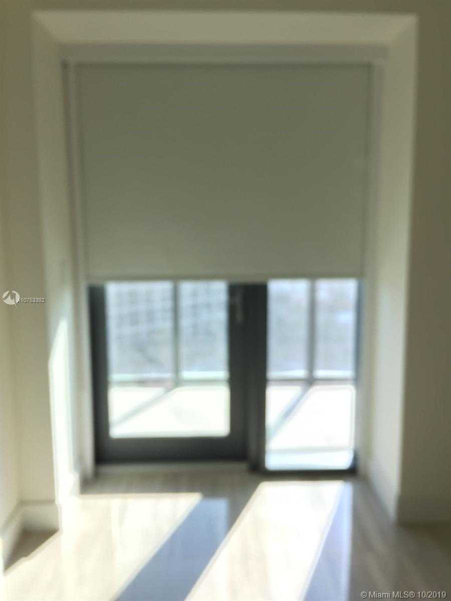 Small Object Image