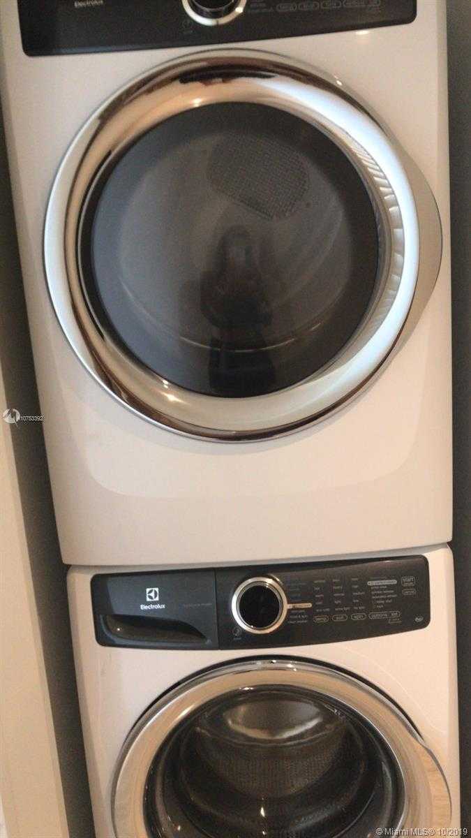 Small Object Image