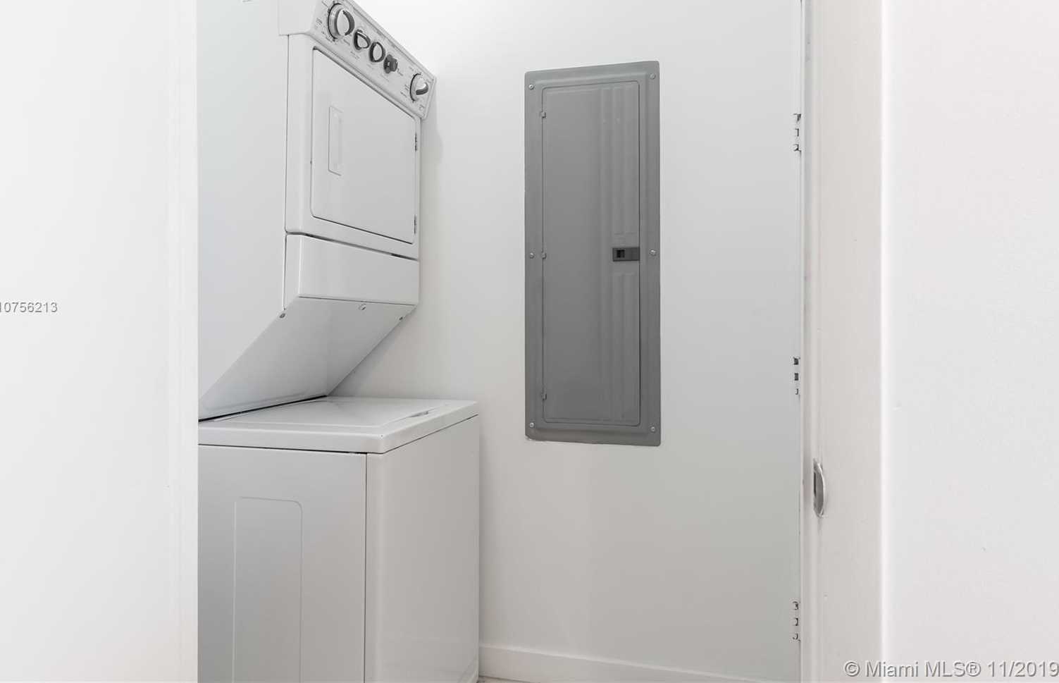 Small Image of 15901 COLLINS AVE #1003, Sunny Isles Beach Number 10