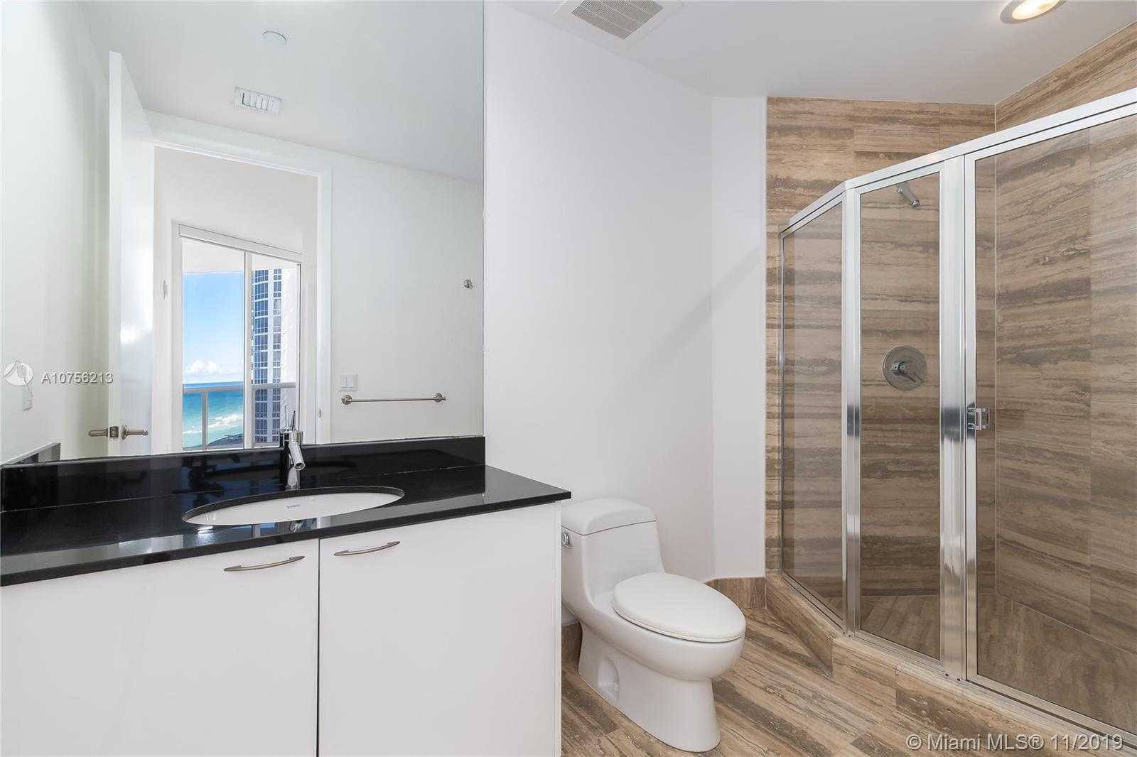 Small Image of 15901 COLLINS AVE #1003, Sunny Isles Beach Number 24