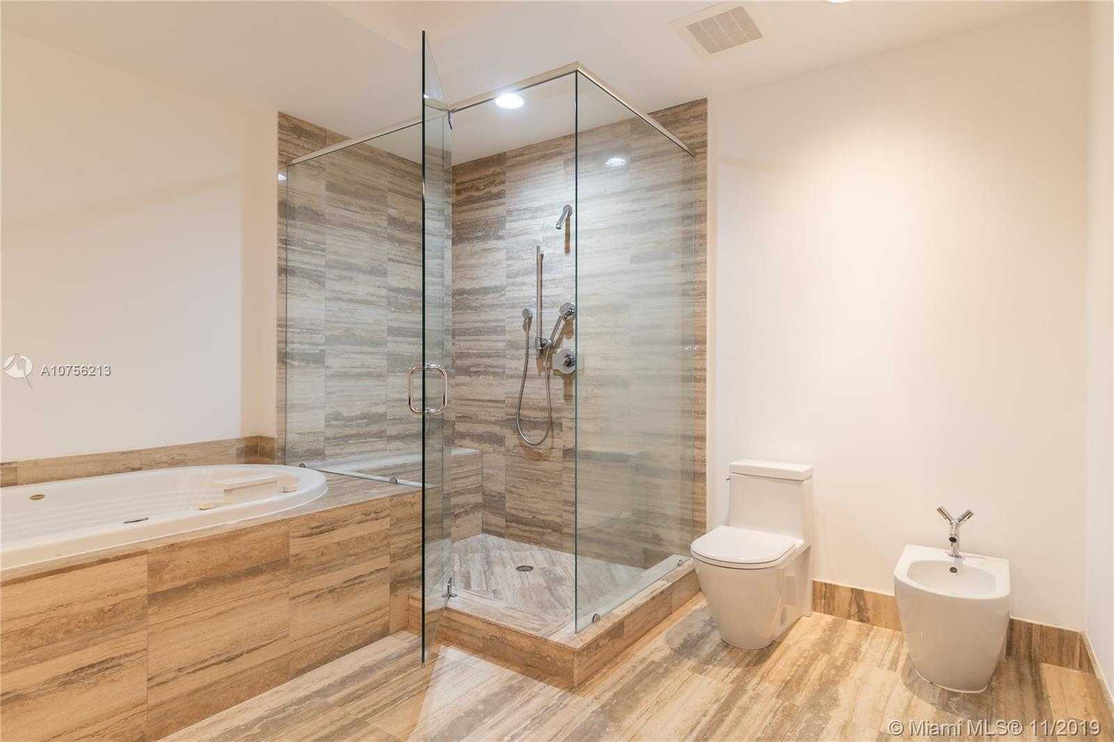 Small Image of 15901 COLLINS AVE #1003, Sunny Isles Beach Number 30