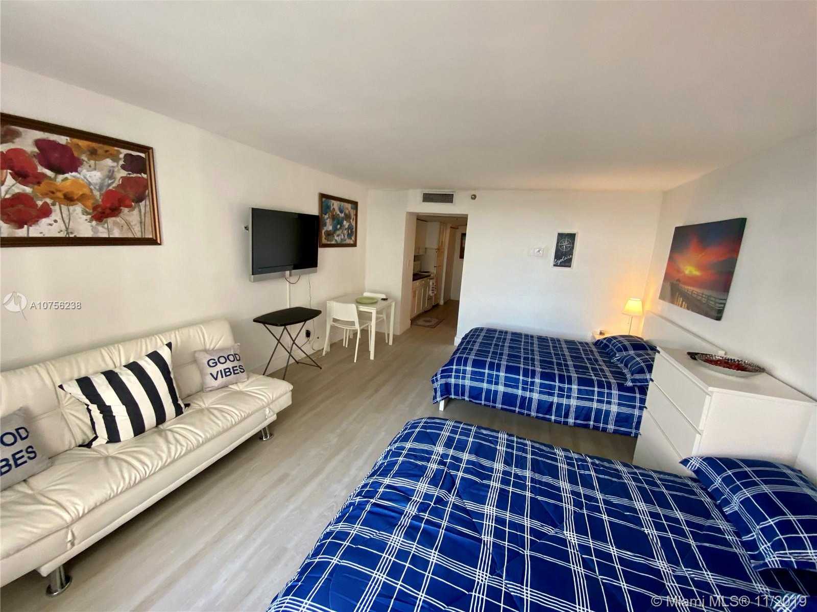 Small Image of 19201 COLLINS AVE #740, Sunny Isles Beach Number 4