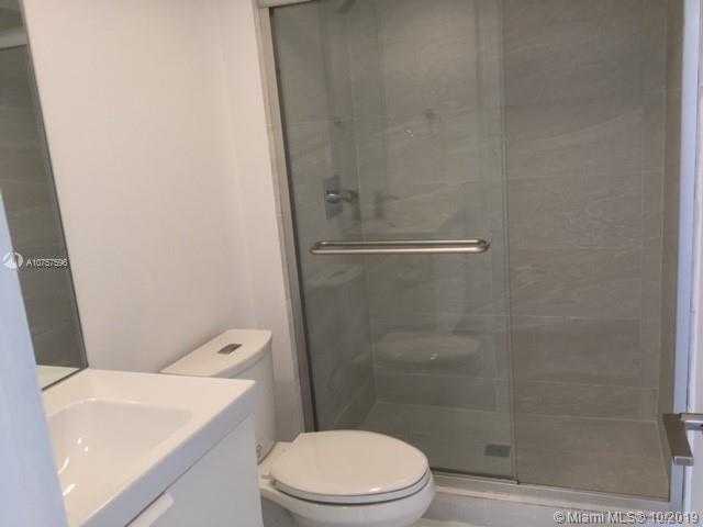 Small Image of 100 BAYVIEW DR #508, Sunny Isles Beach Number 19