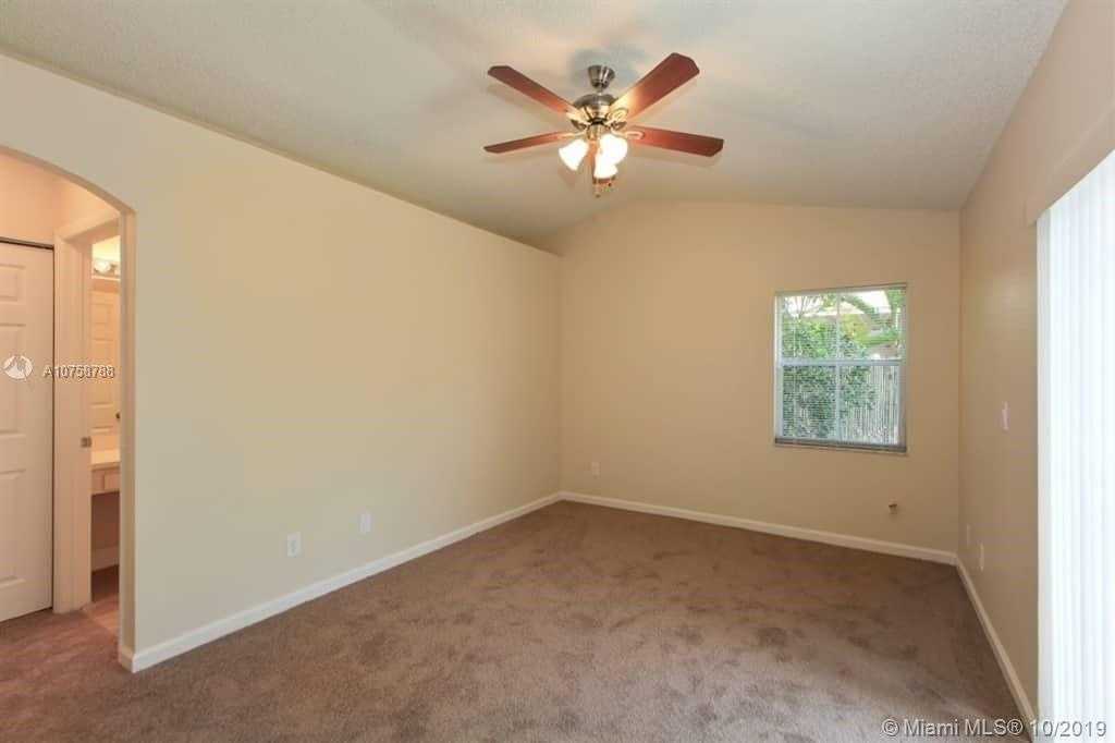 Small Image of 254 NORTH WEST 207TH TER, Pembroke Pines Number 10