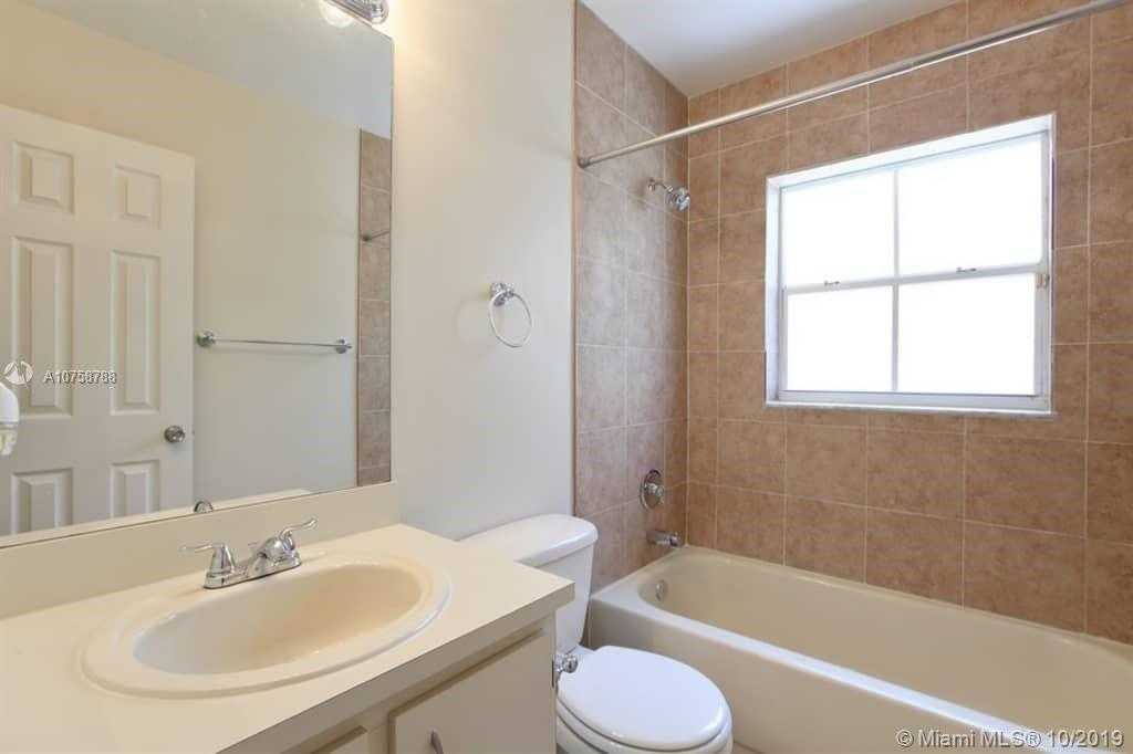 Small Image of 254 NORTH WEST 207TH TER, Pembroke Pines Number 14