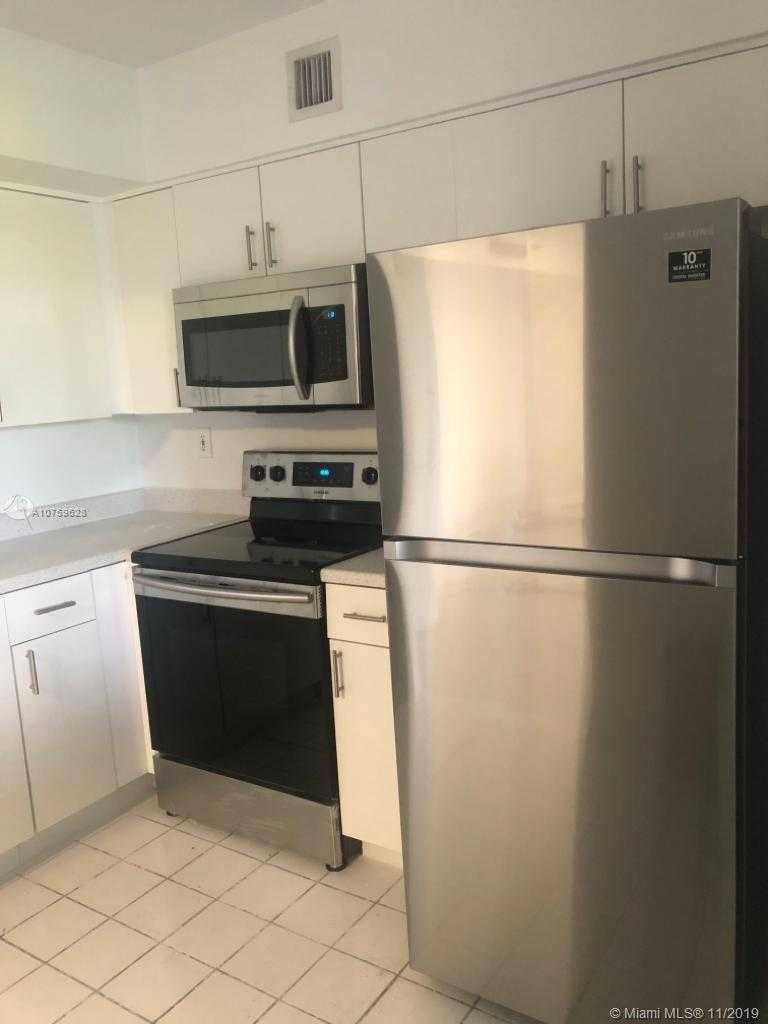 Small Image of 3300 NORTH EAST 191ST #304, Aventura Number 12
