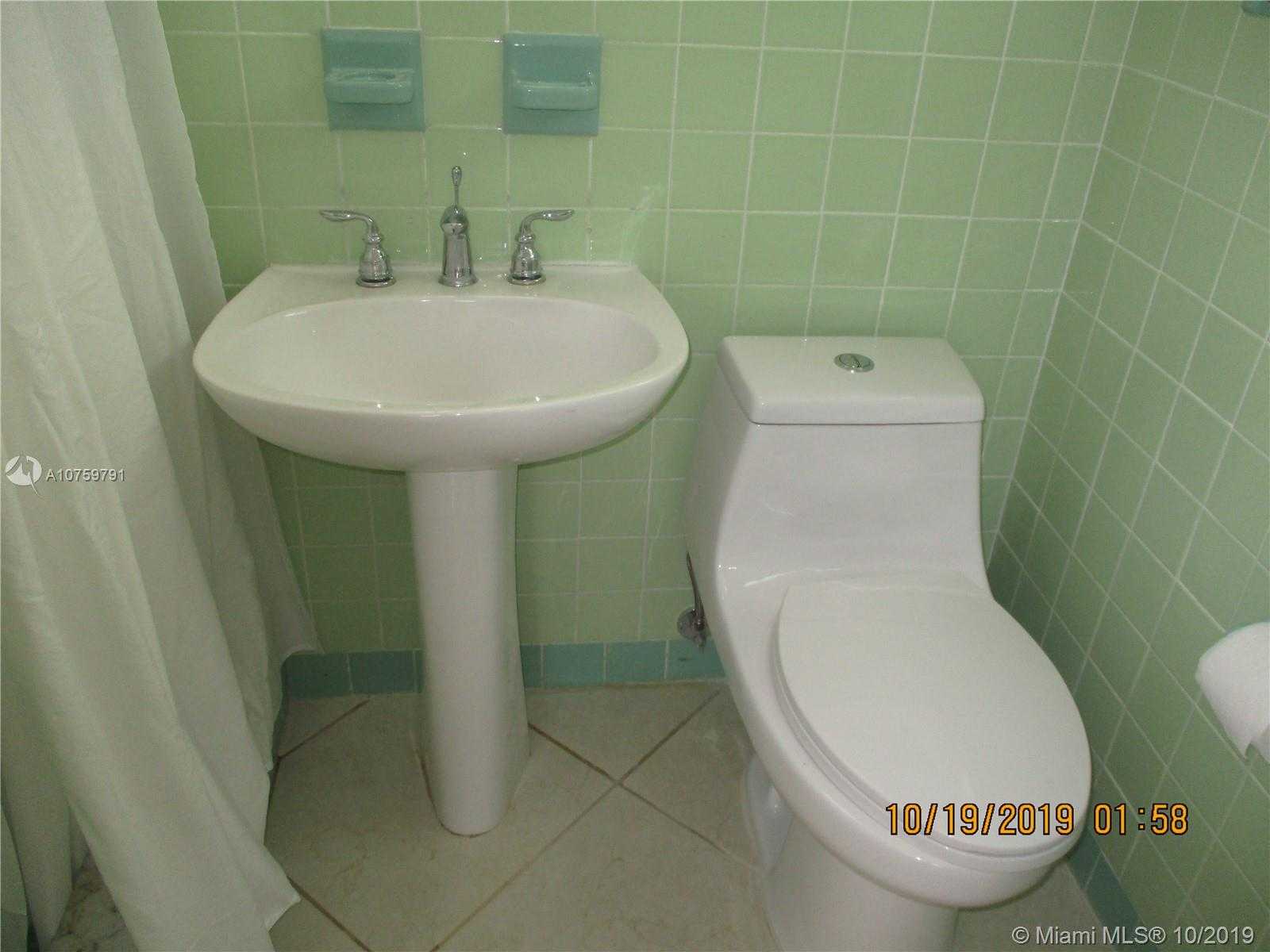 Small Object Image