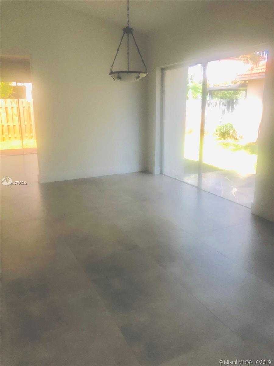 Small Image of 13001 NORTH WEST 7TH LN, Miami Number 6