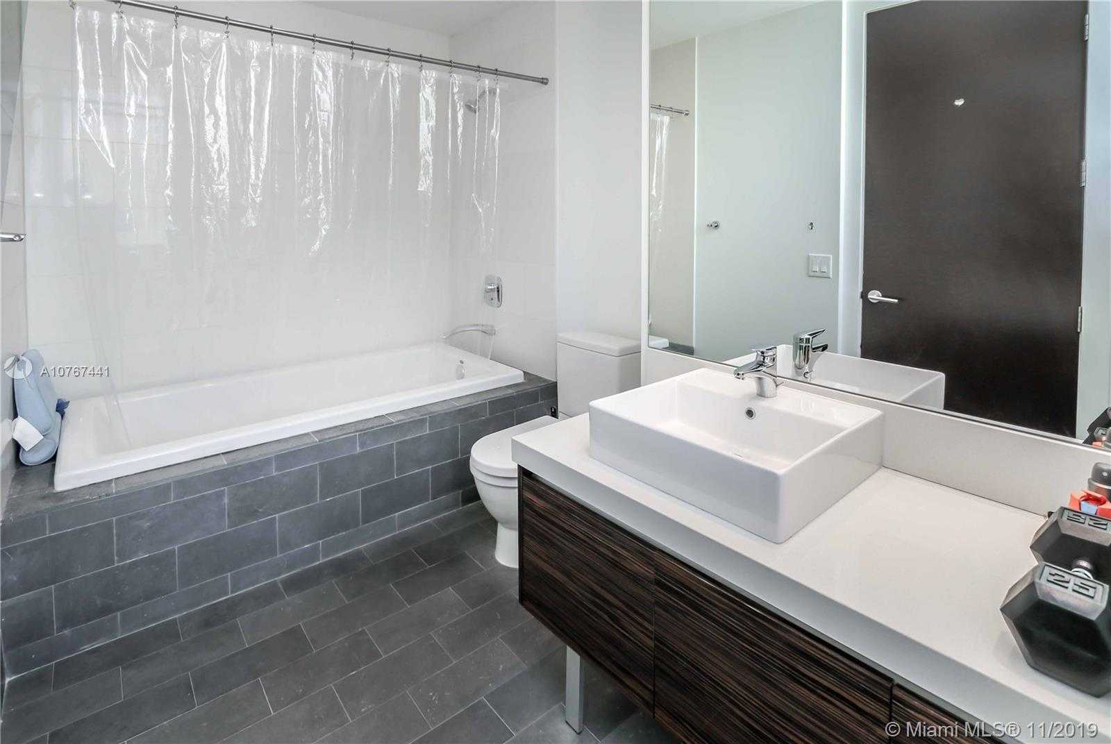 Small Image of 1100 BISCAYNE BLVD #2507, Miami Number 17