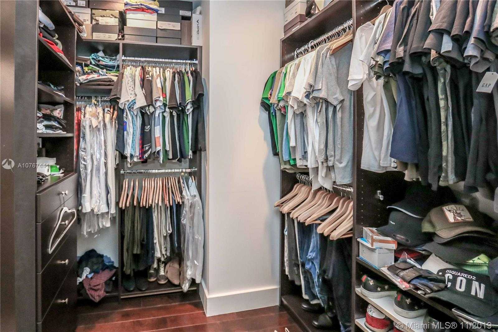 Small Image of 1100 BISCAYNE BLVD #2507, Miami Number 23