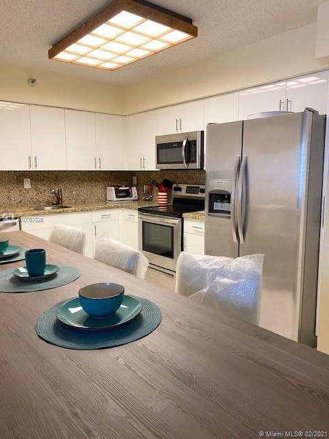 Small Image of 3530 MYSTIC POINTE DR #2607, Aventura Number 2