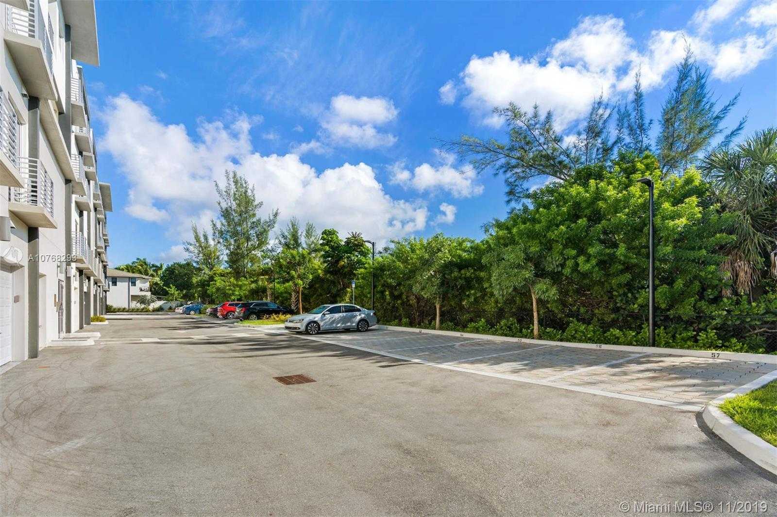 Small Image of 1044 NORTH EAST 18TH AVE #101, Fort Lauderdale Number 13