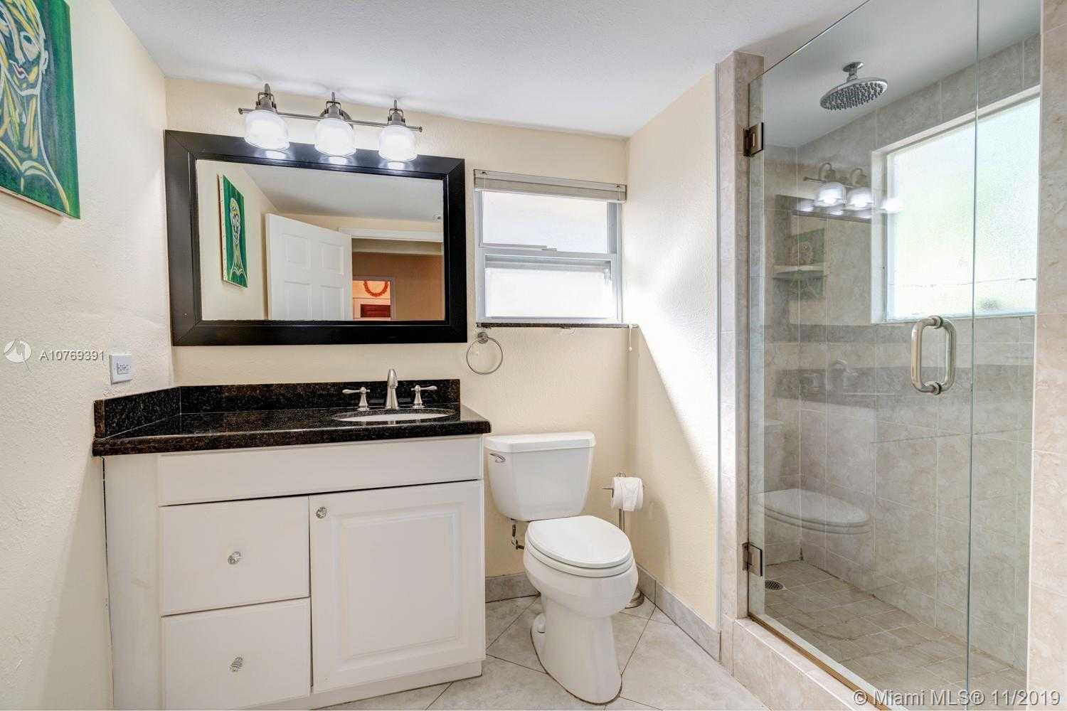 Small Image of 327 SOUTH WEST 12TH AVE, Fort Lauderdale Number 9