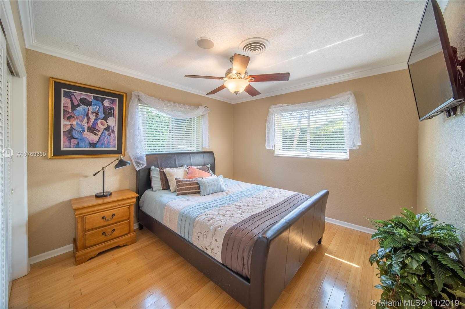 Small Image of 4450 NORTH EAST 30TH AVE, Lighthouse Point Number 26