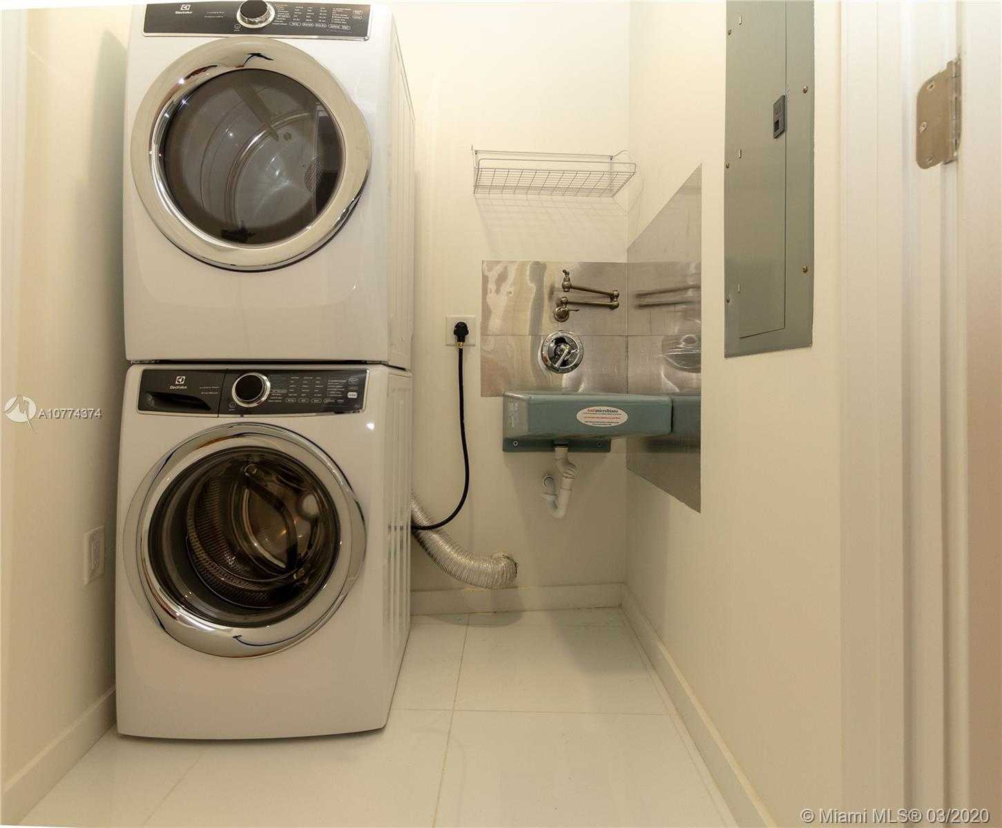 Small Image of 851 NORTH EAST 1ST AVE #2811, Miami Number 9