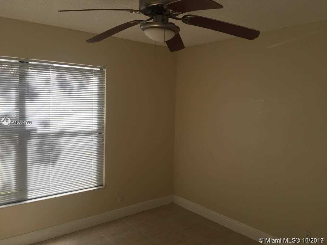 Small Image of 1641 BALFOUR POINT DR #A, West Palm Beach Number 5