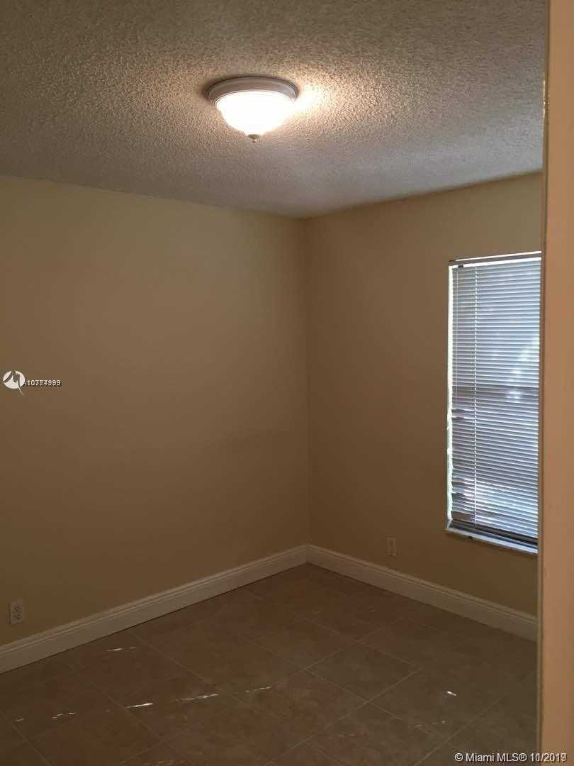 Small Image of 1641 BALFOUR POINT DR #A, West Palm Beach Number 9