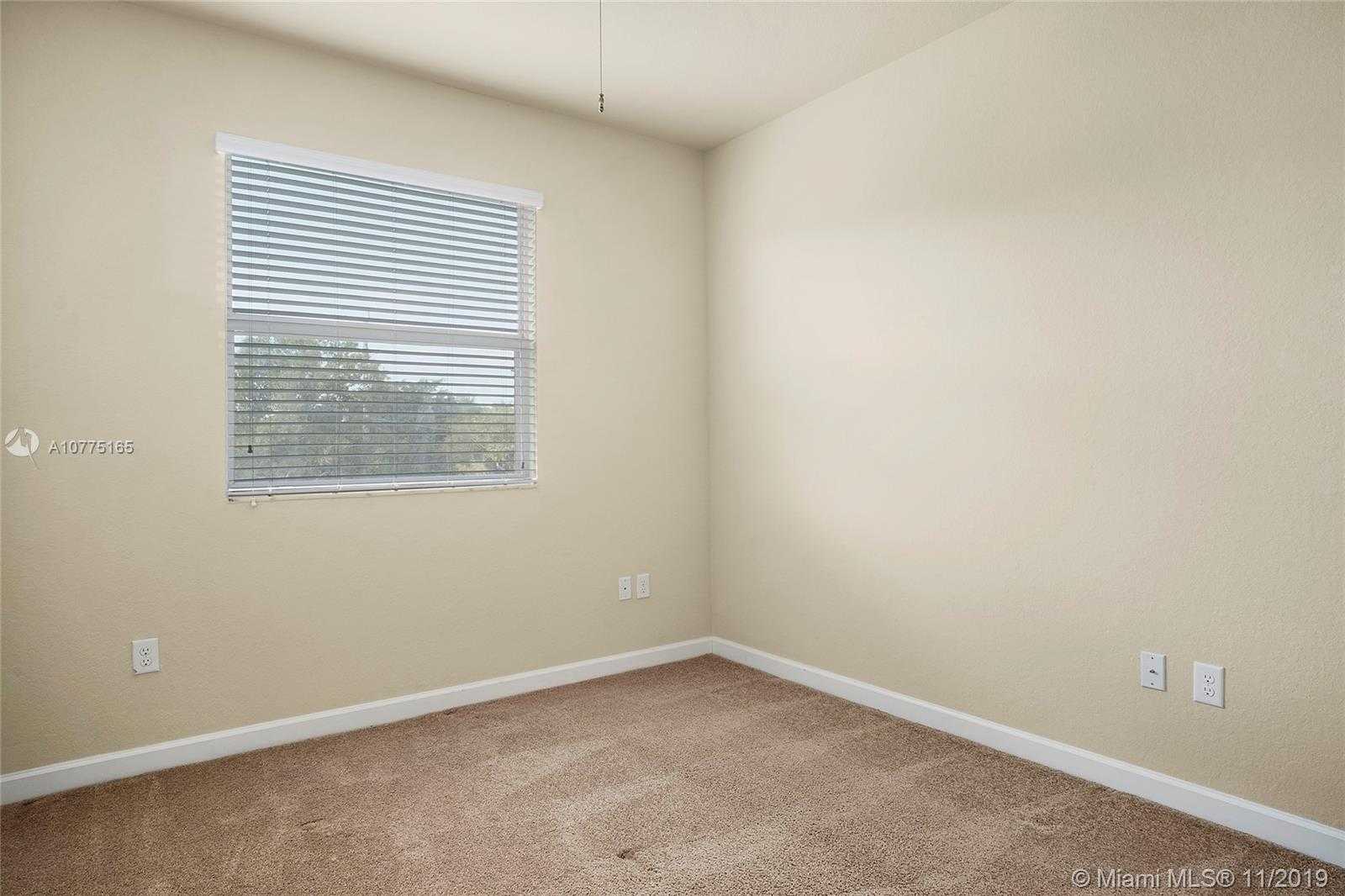 Small Image of 145 EMERALD CREEK TERRACE, Plantation Number 14