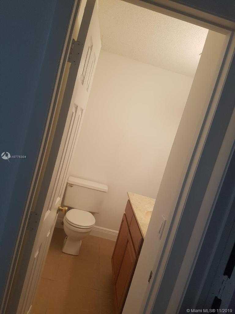 Small Object Image