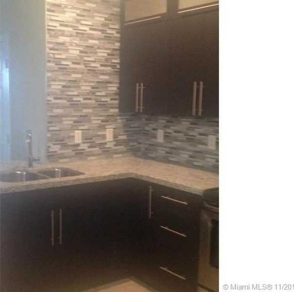 Small Image of 3930 MANGO DR, Weston Number 2