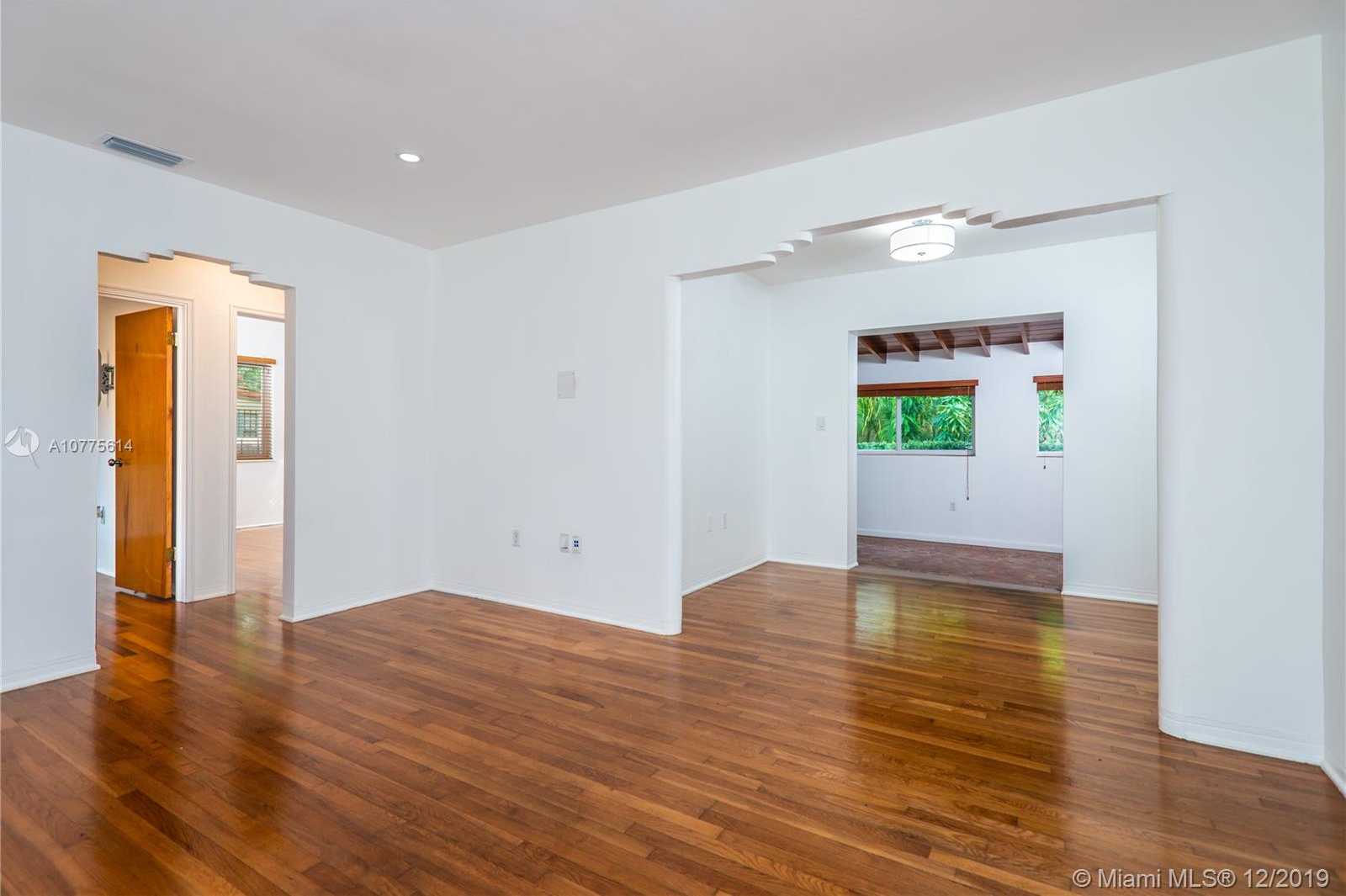 Small Image of 3350 SOUTH WEST 21 ST, Miami Number 3