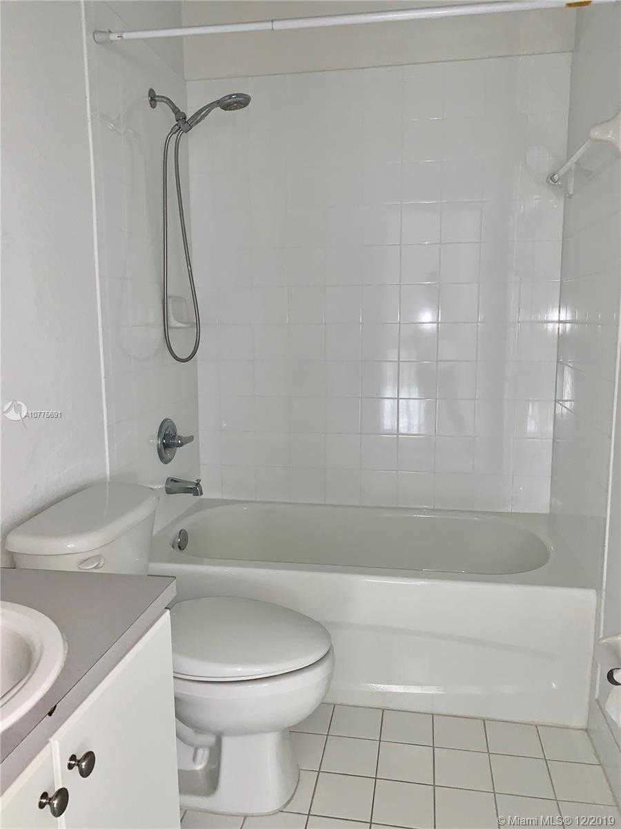 Small Image of 15286 SOUTH WEST 89TH TER #24, Miami Number 5