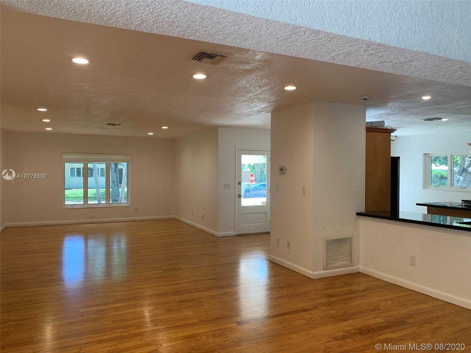 Small Image of 531 TIBIDABO, Coral Gables Number 18