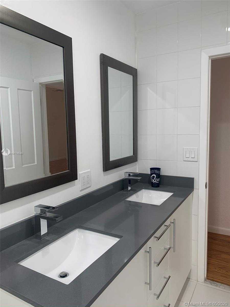 Small Image of 531 TIBIDABO, Coral Gables Number 39