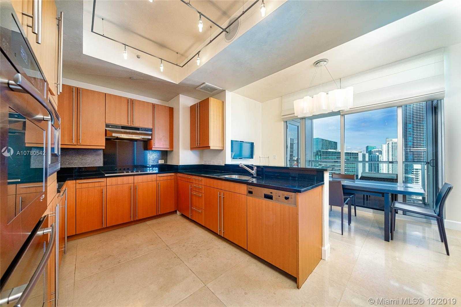 Small Image of 1425 BRICKELL AVE #43E, Miami Number 11