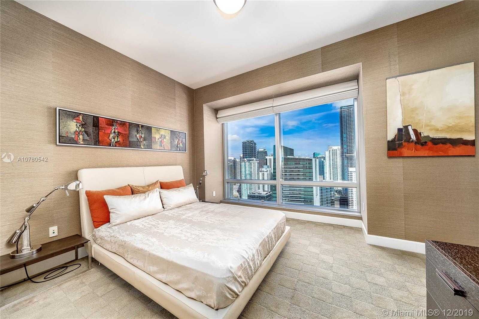 Small Image of 1425 BRICKELL AVE #43E, Miami Number 15