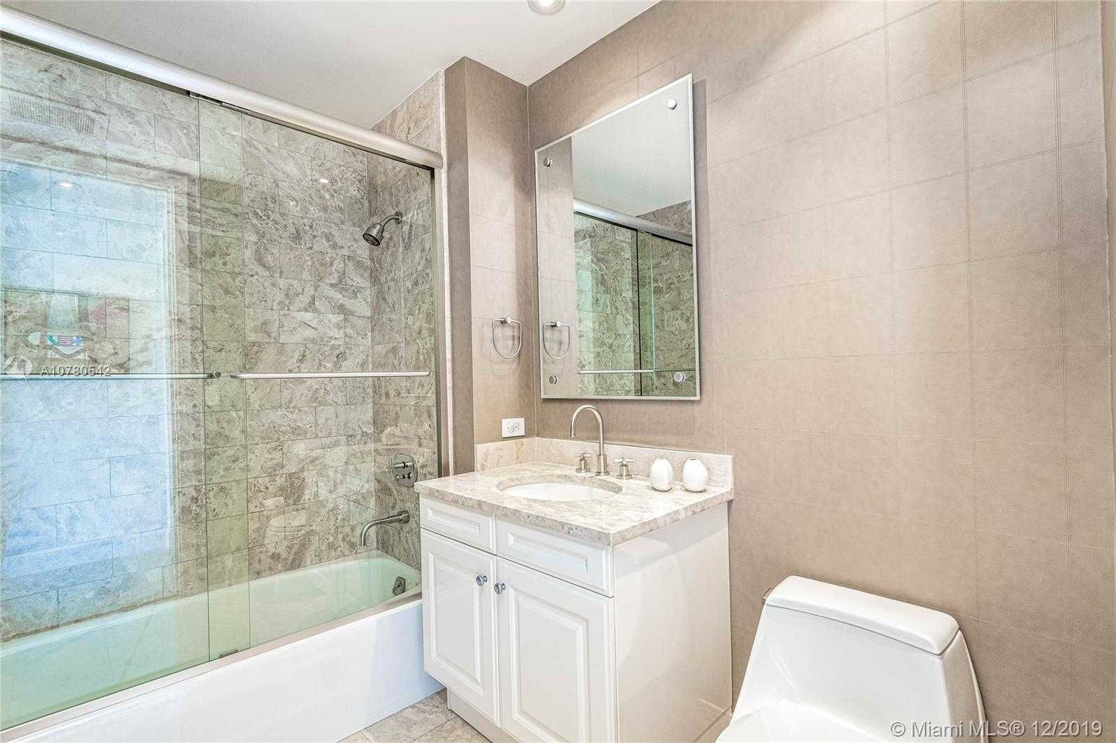 Small Image of 1425 BRICKELL AVE #43E, Miami Number 8