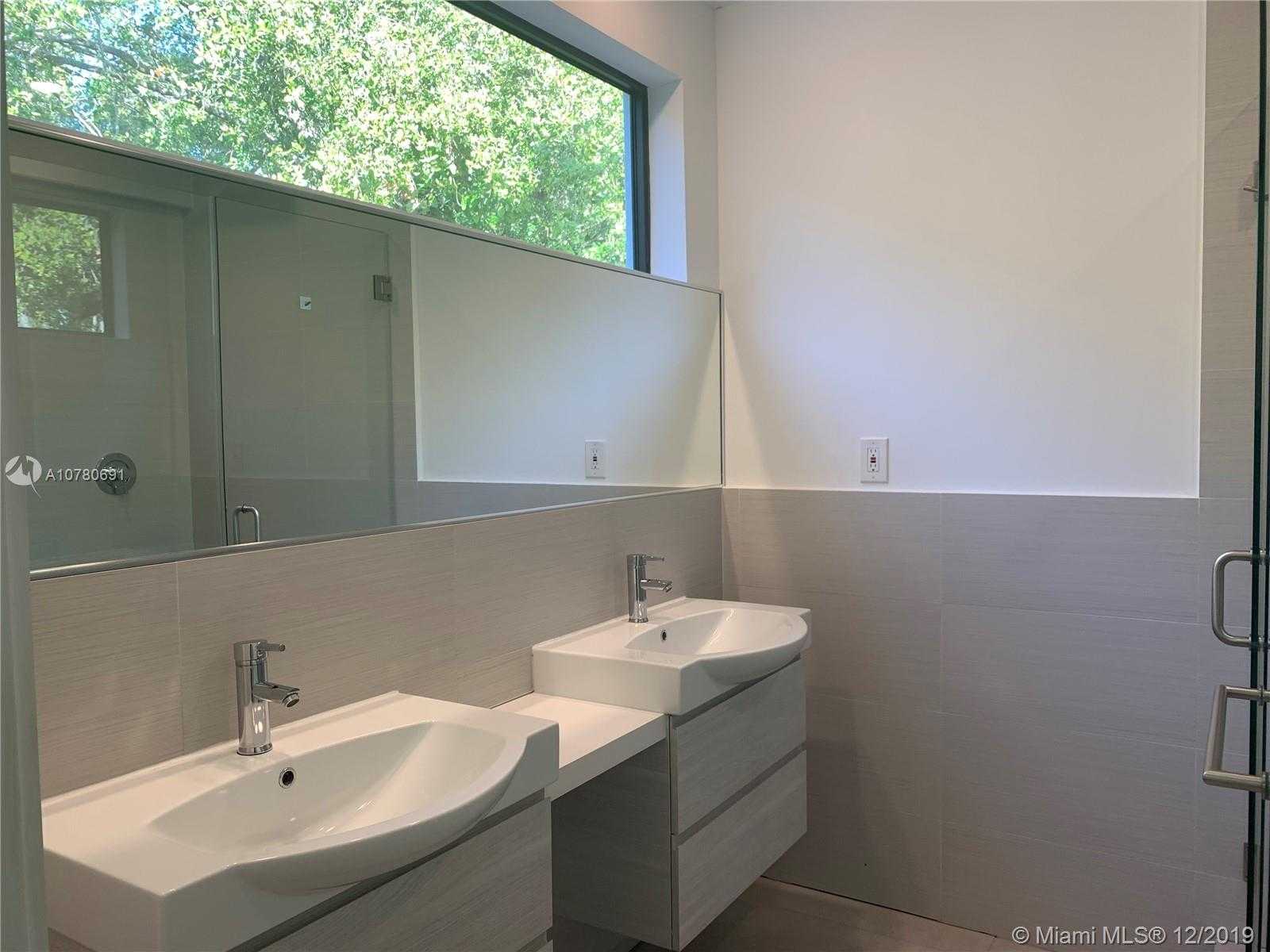 Small Image of 2740 SOUTH WEST 29TH AVE #2740, Miami Number 17