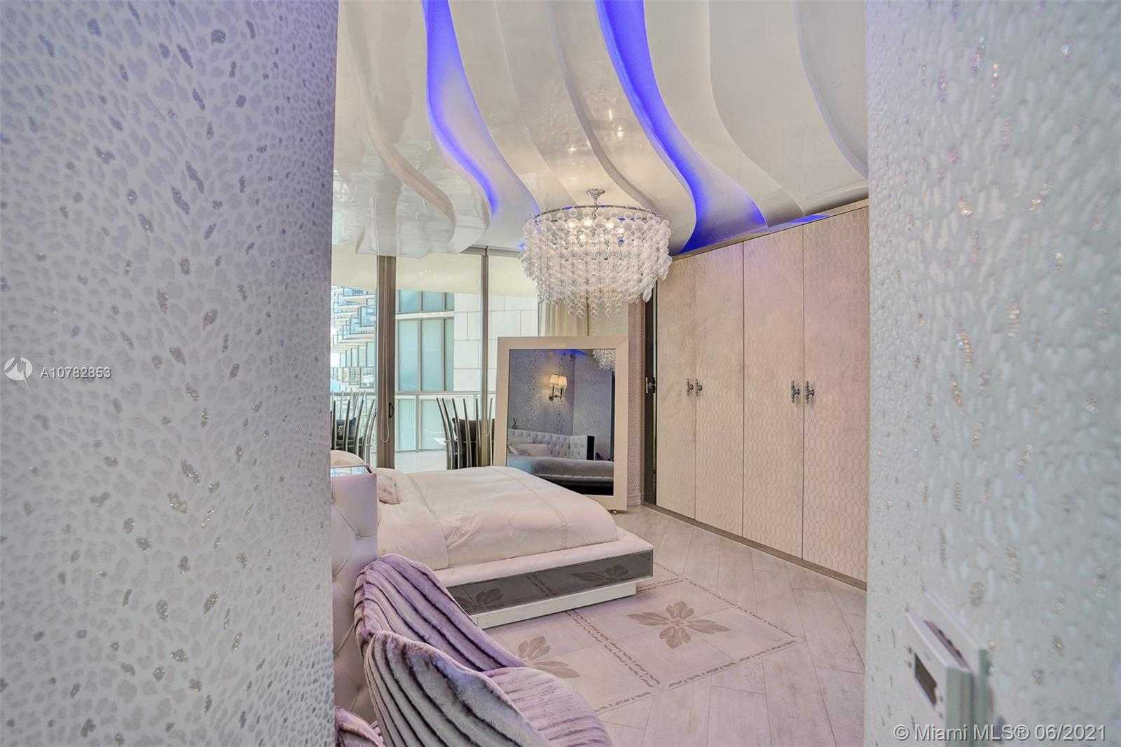 Small Image of 9705 COLLINS AVE #2004-2005, Bal Harbour Number 32