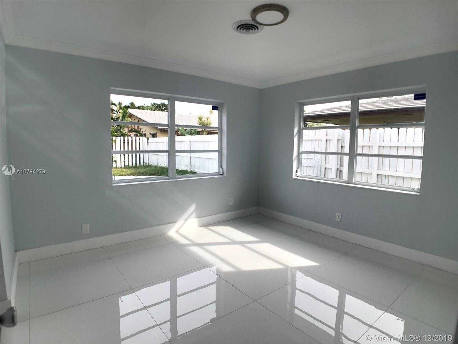 Small Image of 3340 NORTH EAST 17TH WAY, Oakland Park Number 11