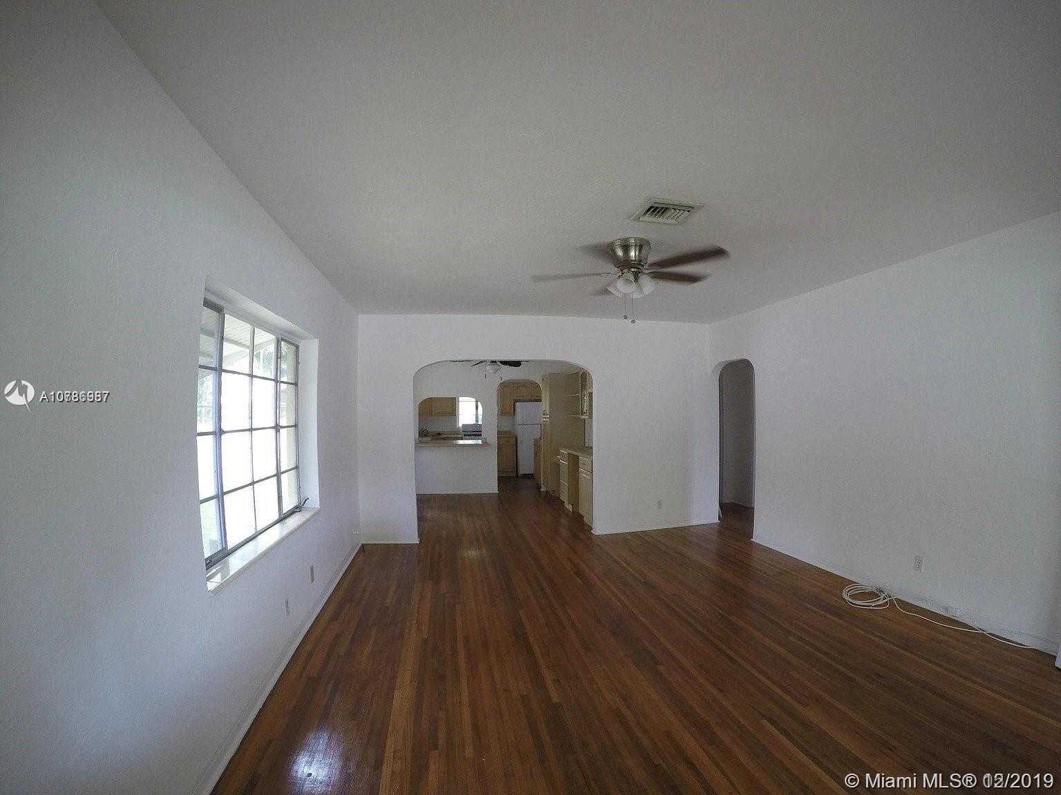 Small Image of 1425 MADISON ST, Hollywood Number 4