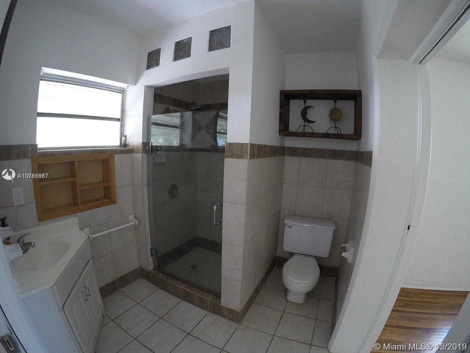 Small Image of 1425 MADISON ST, Hollywood Number 7