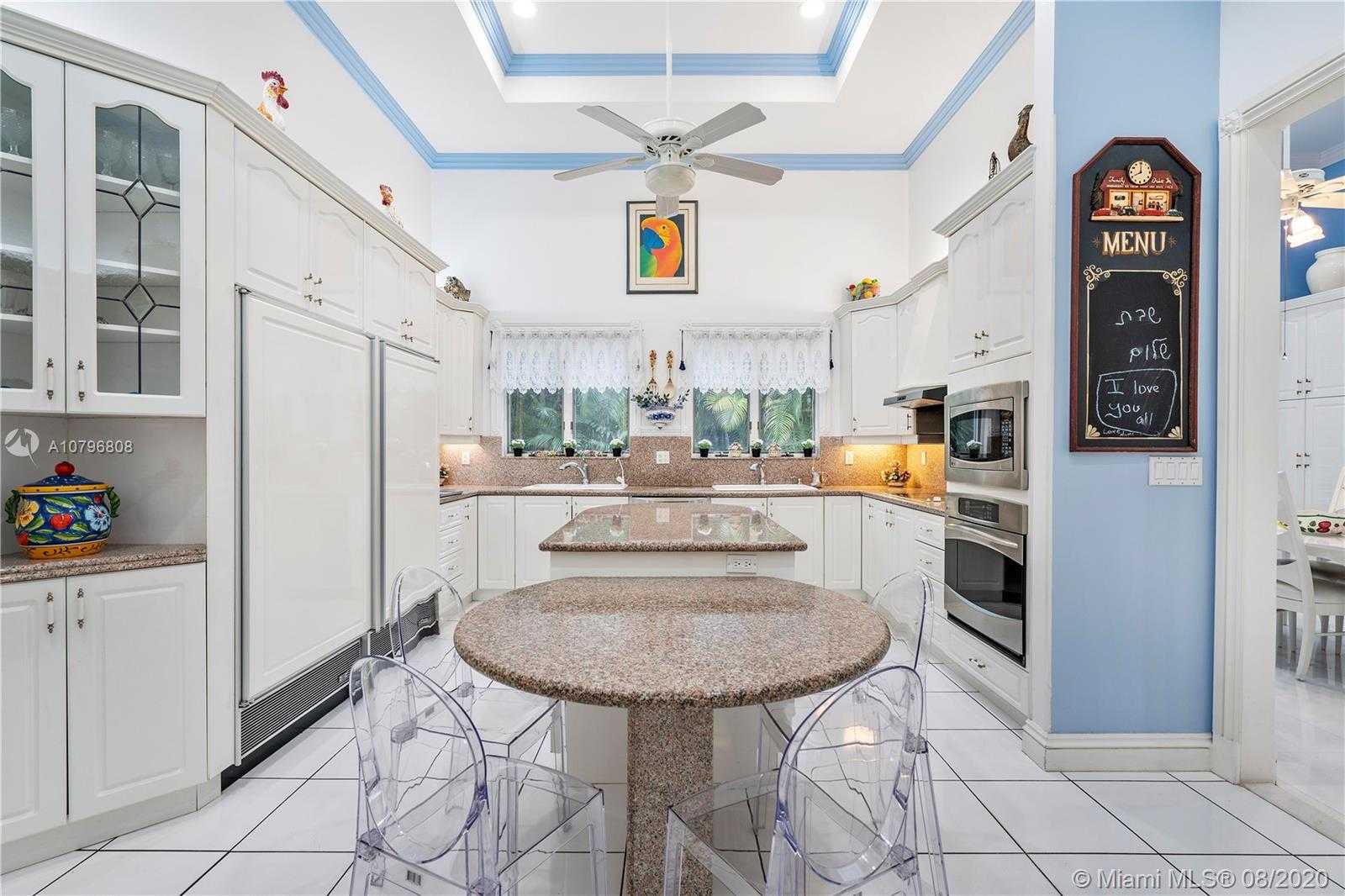Small Image of 166 BAL BAY DR, Bal Harbour Number 19