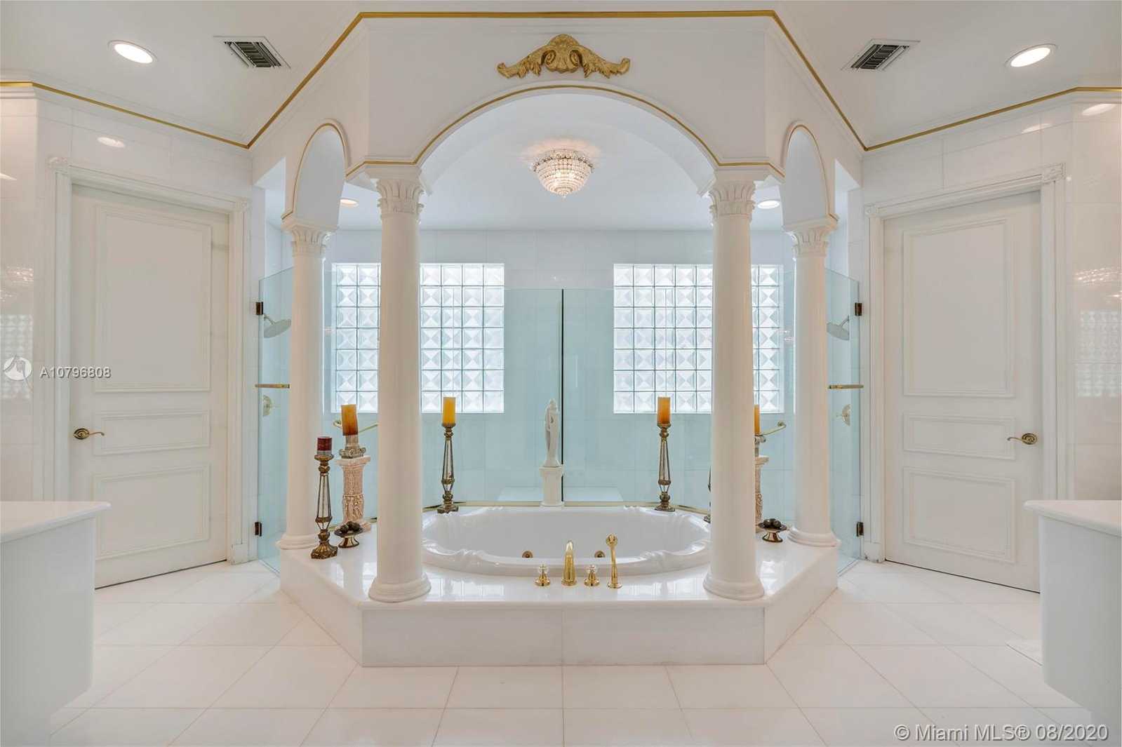 Small Image of 166 BAL BAY DR, Bal Harbour Number 23