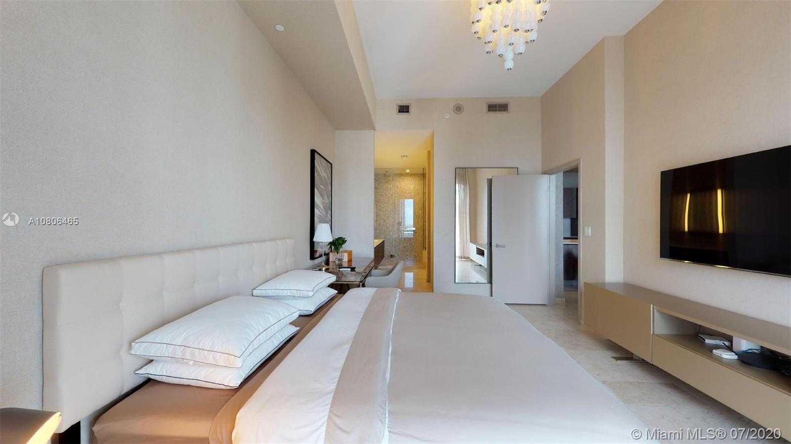 Small Image of 88 SOUTH WEST 7TH ST #4003, Miami Number 21