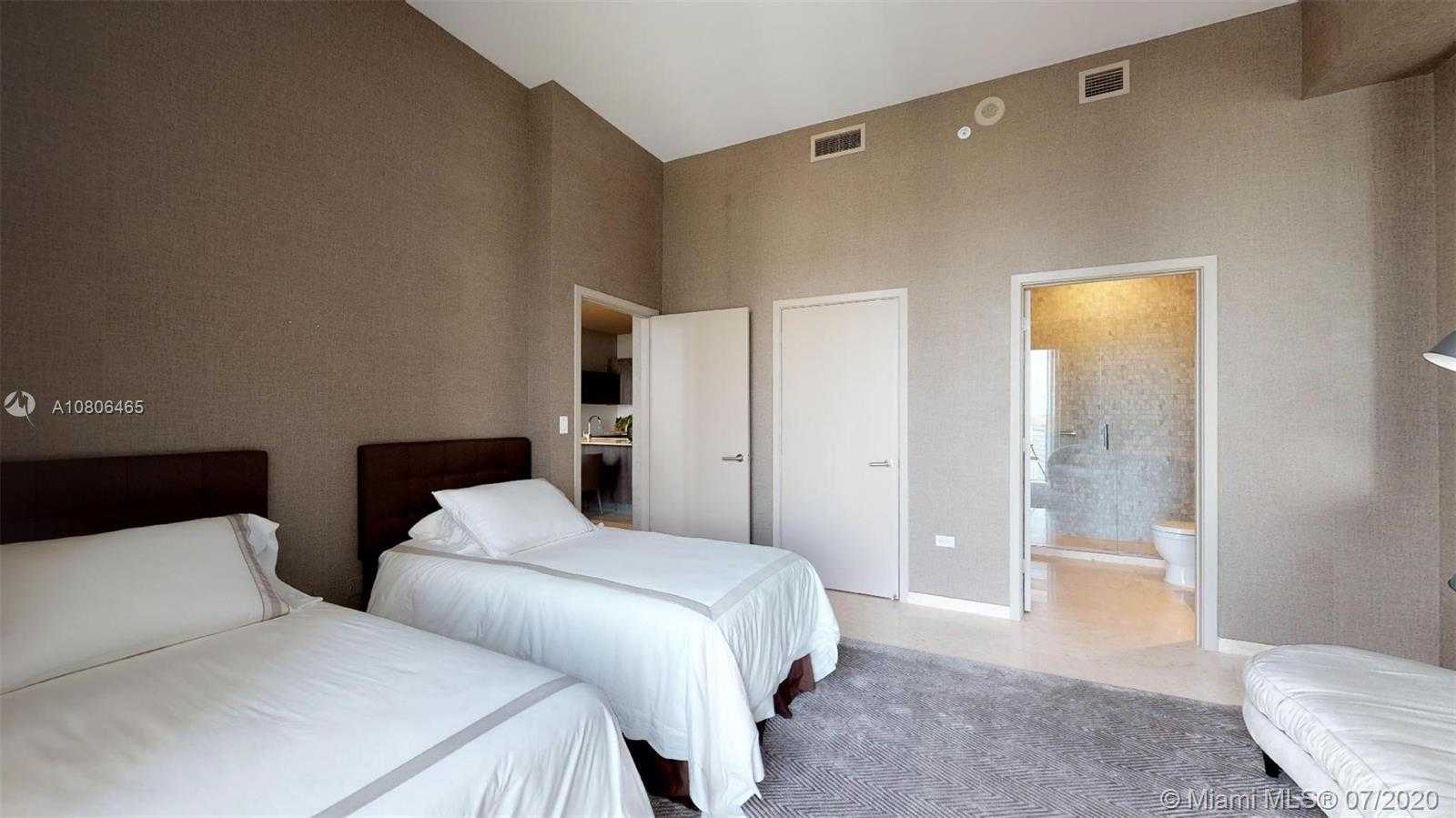 Small Image of 88 SOUTH WEST 7TH ST #4003, Miami Number 34