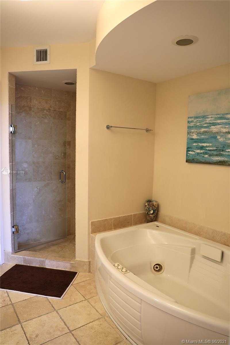 Small Image of 18201 COLLINS AVE (AVAIL 15 JUNE) #505, Sunny Isles Beach Number 8