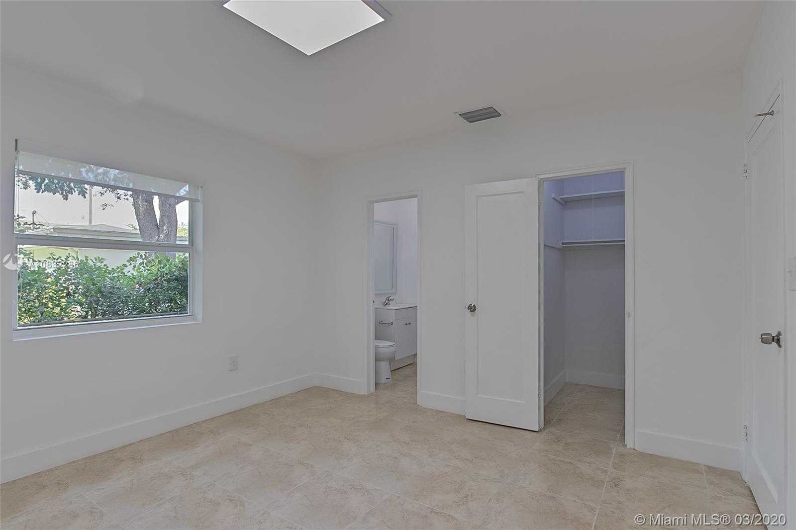 Small Image of 1322 SOUTH EAST 1ST AVE, Fort Lauderdale Number 17